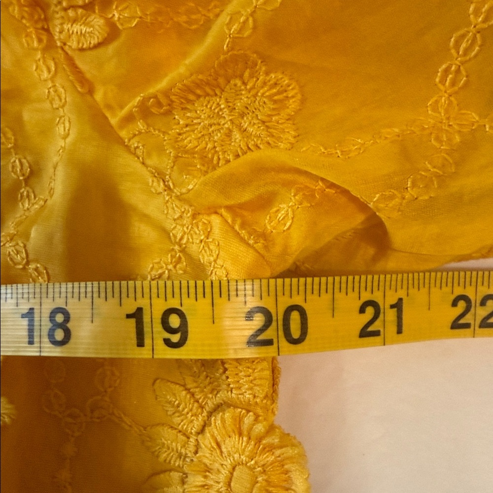 Golden Sunflower Embroidered Blouse - Picture 3 of 9